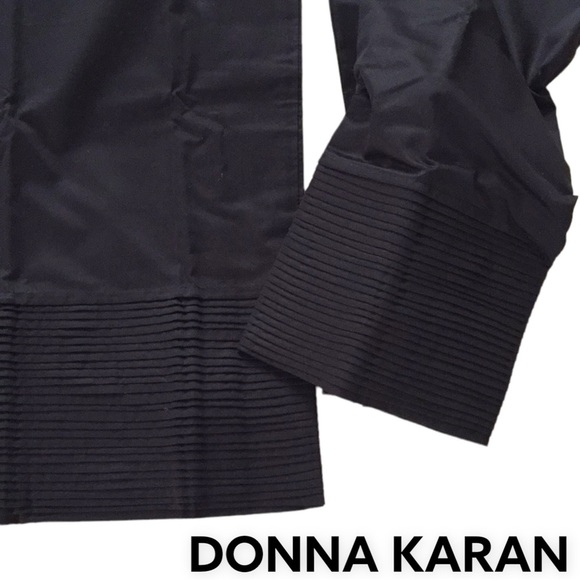 NWT pair PitchBlack  Standard/Queen Pillow Cases with pleated edge detail - Picture 1 of 13